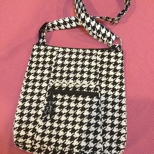 Vera Bradley houndstooth hipster crossbody
